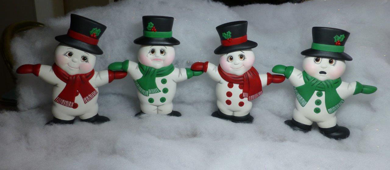 Hand in Hand Snowmen