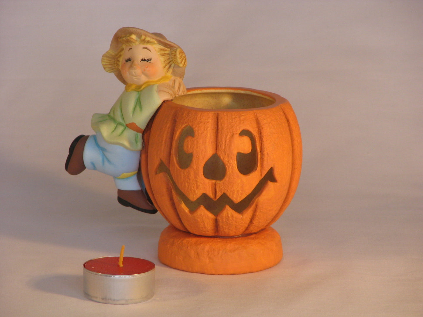 Pumpkin Candle Cup with Scarecrow A